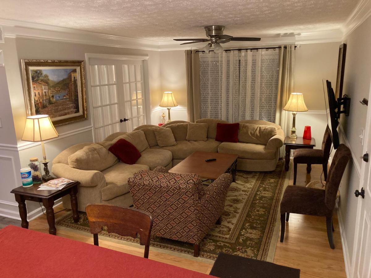 Spacious 3 Bedroom 2 Bath Condo Close To Five-Points In Atenas Exterior foto